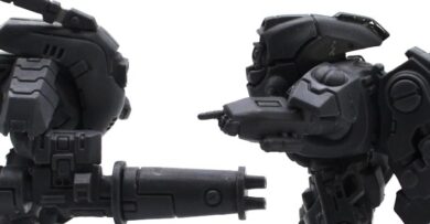 Warhammer 40,000 T’au XV25 vs XV26 Stealth Battlesuit review