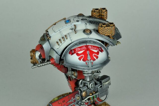 Imperial Knights Freeblade Retribution Incarnate from Warhammer 40,000, showcasing a detailed Knight miniature for an Imperial tabletop wargaming army.
