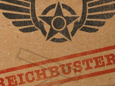 Reichbusters Reloaded unboxing showing the box contents and miniatures
