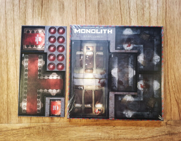 Reichbusters Reloaded unboxing showing the box tiles